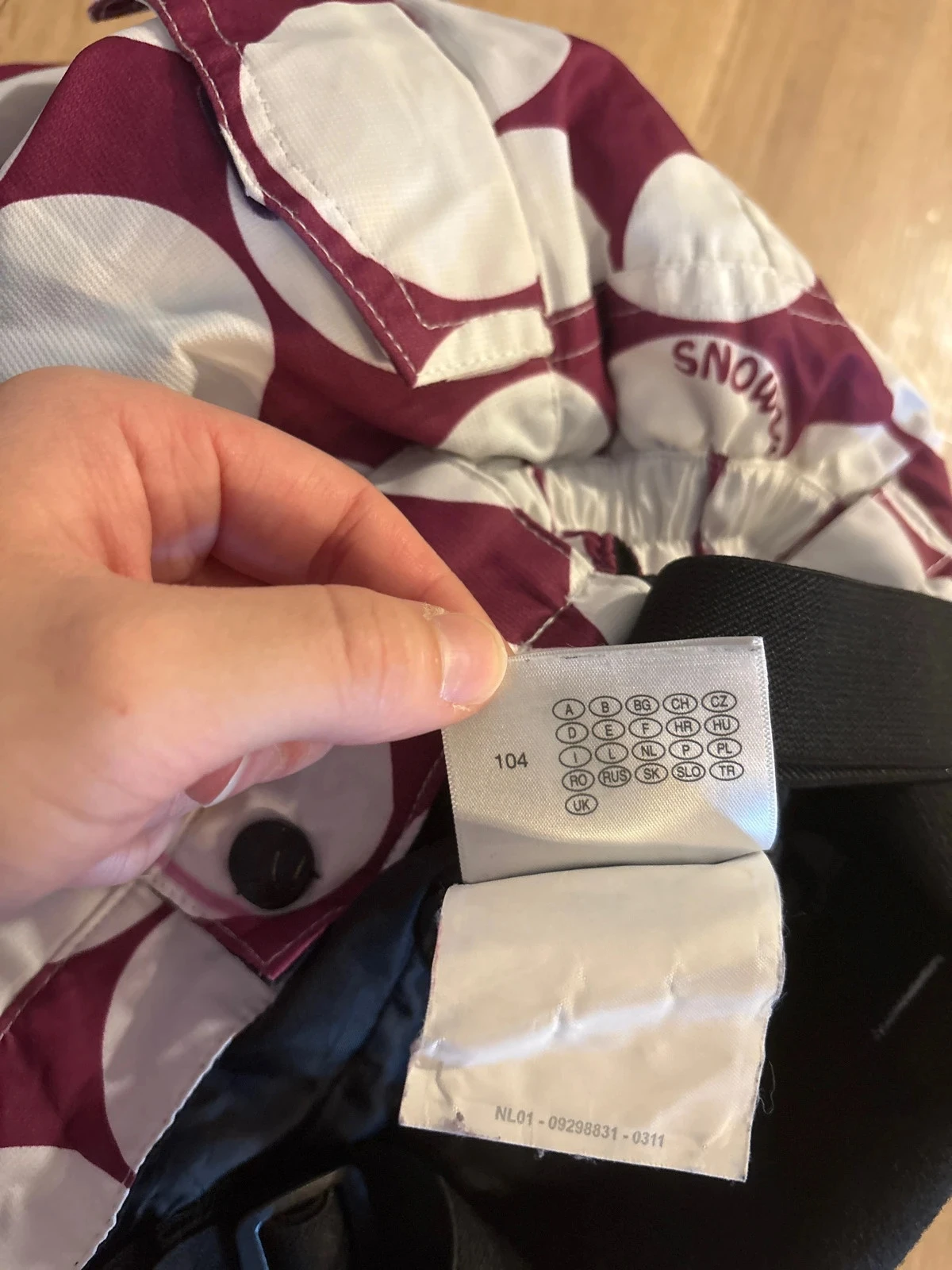 White and mauve C&A ski pants size 4 years – photo 7
